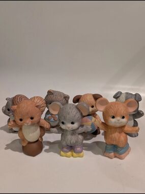 Vintage Lot Of 7 Avon Collectibles Ceramic Figurines Cat Squirrel Chipmunk 1992